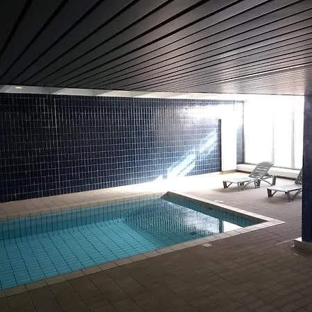 2 Pieces 40 M2, Dans Hyper Centre, Avec Piscine Au Rez De Chaussee Grenoble